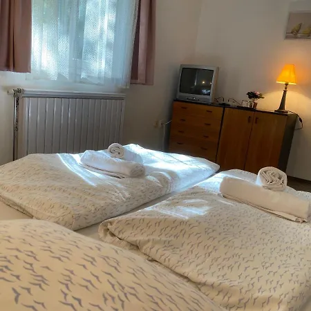 호텔 Del Porto Hotel Balatonfoeldvar