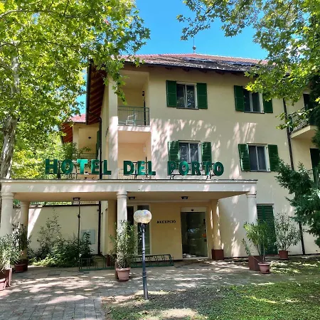 Del Porto Hotel Balatonfoeldvar 호텔 Balatonföldvár