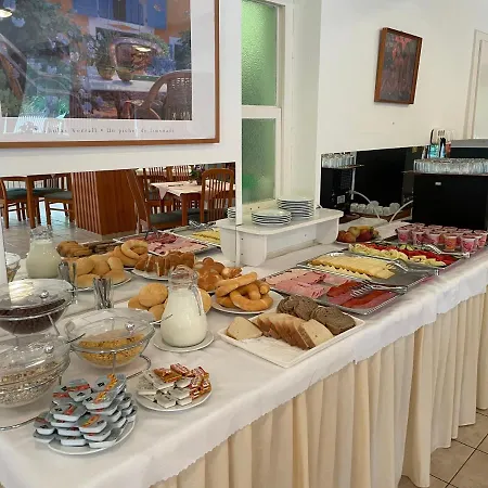Del Porto Hotel Balatonfoeldvar 호텔 Balatonföldvár